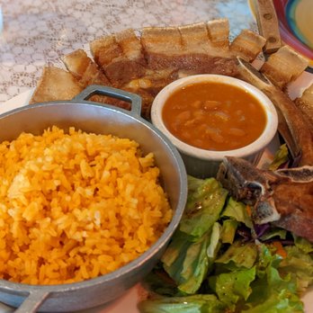 Boriken Restaurant - Chuleta Kan Kan - Puerto Rican Near Me - Beaverton, Oregon