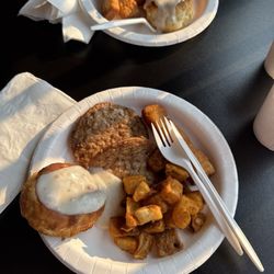 The Mess Hall - Our yummy meal, delicious potatoes