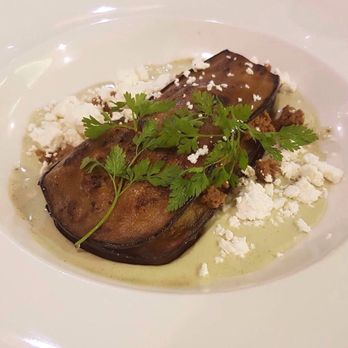 Le Bistrot des Voraces - Aubergines sauce menthe feta - French Near Me - Lyon, 69 Le Bistrot des Voraces - Aubergines sauce menthe feta - French Near Me - Lyon, 69