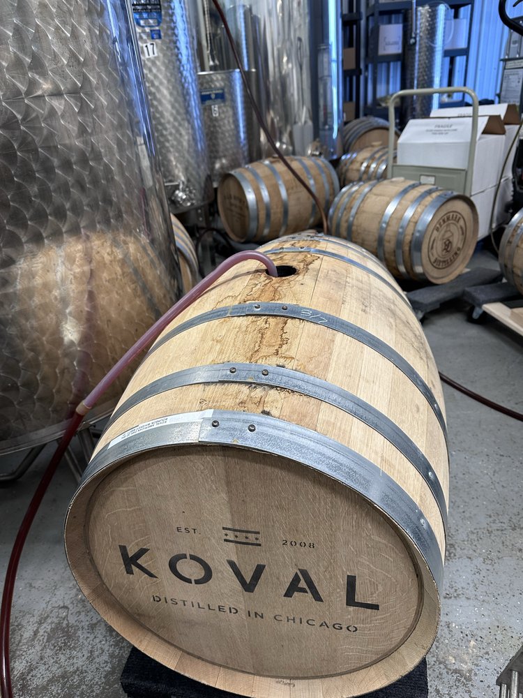 Duck Creek Vineyard and Winery Logo