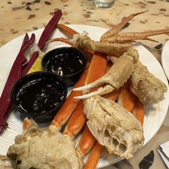 Full Plate - No taste, hardly any meat in the shells. I was robbed. - Buffets Near Me - Niagara Falls, New York