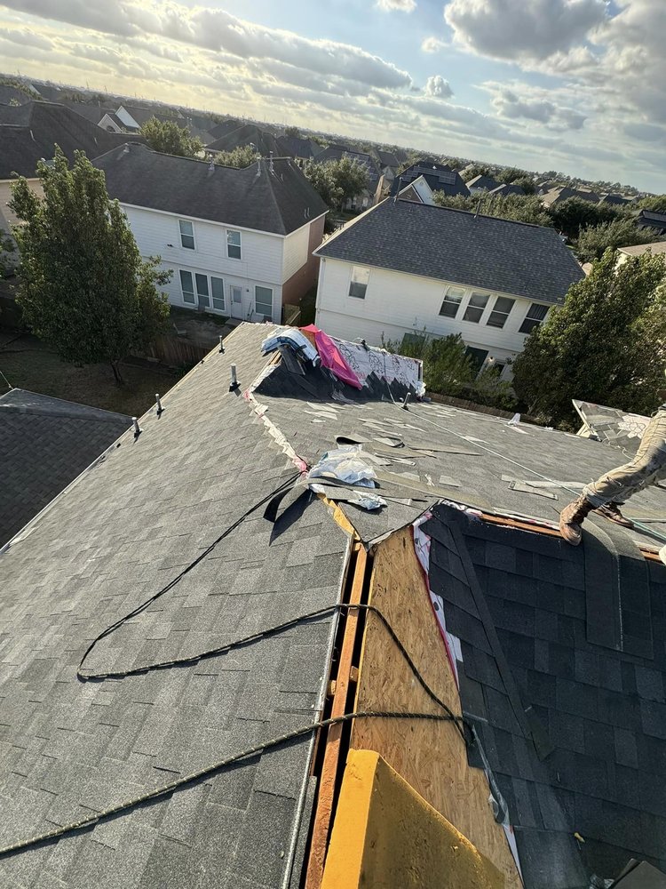 Slide of Tellomade Roofing & Construction