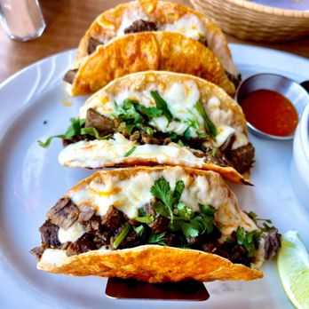 Cesar's Killer Margaritas - Broadway - Queso Quesa-Birria - Mexican Near Me - Chicago, Illinois Cesar's Killer Margaritas - Broadway - Queso Quesa-Birria - Mexican Near Me - Chicago, Illinois