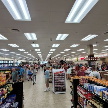 Buc-ee's - Huge store - Convenience Stores Near Me - Richmond, Kentucky
