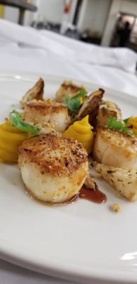 Eli's Tavern by null