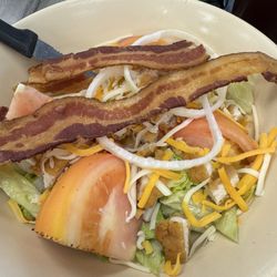 Sylvan Park-Murfreesboro - Fried chicken salad