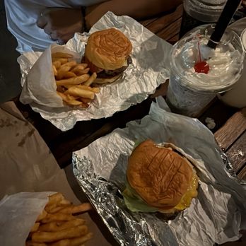 Burger Bar Congress - Burgers Near Me - Austin, Texas Burger Bar Congress - Burgers Near Me - Austin, Texas
