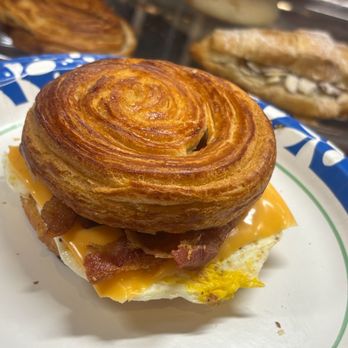 Cocoa's Coffee House - Bacon, egg, & cheese breakfast sandwich - Coffee & Tea Near Me - Bastrop, Texas