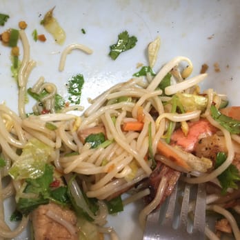 Asian BBQ & Grill - Look closely! Nasty short black Vietnamese hair at the bottom of my bowl!!!! - Vietnamese Near Me - Conroe, Texas