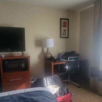 Comfort Inn - Hotels Near Me - Waukesha, Wisconsin Comfort Inn - Hotels Near Me - Waukesha, Wisconsin