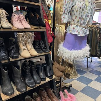 Gotta Have It - Women's Clothing Near Me - Venice, California Gotta Have It - Women's Clothing Near Me - Venice, California