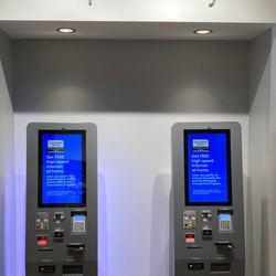 Xfinity Store by Comcast - 12.16.2022.