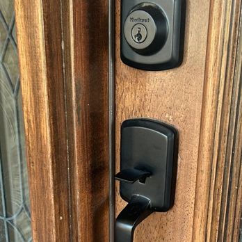 Falcon Locksmith - Keys & Locksmiths Near Me - Sandy Springs, Georgia Falcon Locksmith - Keys & Locksmiths Near Me - Sandy Springs, Georgia