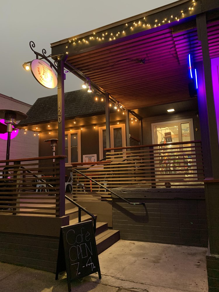 THE HANDLEBAR Updated October 2024 120 E Main St, Ashland, Oregon