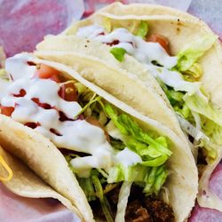 Papi's Tacos - Beef tacos