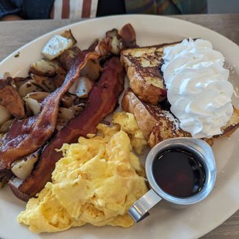 Millie's Cafe - Pasadena - French toast and eggs - Breakfast & Brunch Near Me - Pasadena, California