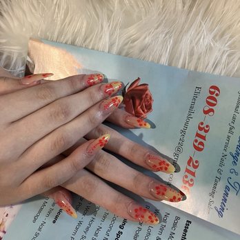 Elite Nails Lounge - Nail Salons Near Me - Dodgeville, Wisconsin Elite Nails Lounge - Nail Salons Near Me - Dodgeville, Wisconsin