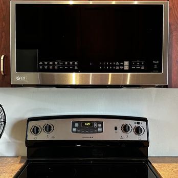 Rinelli Services - Over the range microwave install - Handyman Near Me - Bastrop, Texas