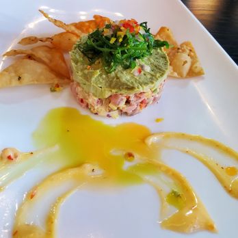 Blackwall Hitch - Tuna Taretare stack@ Blackwall Hitch! - New American Near Me - Baltimore, Maryland