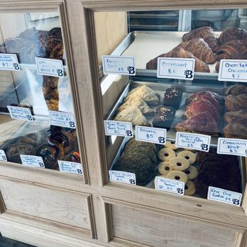 Bakers Bench - Case of goodies - Bakeries Near Me - Los Angeles, California