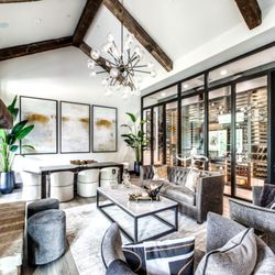 B. de Vine - Our dedicated team of experts is trained in home interior design with a focus on superior customer service.