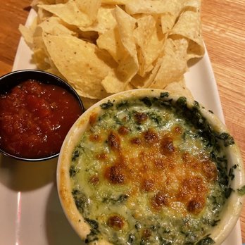 Applebee's Grill + Bar - Spinach & Artichoke Dip - American Near Me - North Attleboro, Massachusetts Applebee's Grill + Bar - Spinach & Artichoke Dip - American Near Me - North Attleboro, Massachusetts
