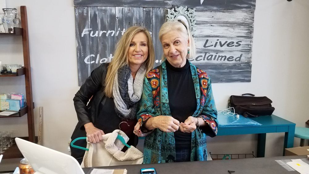 REINSPIRED BOUTIQUE Updated September 2024 Request Information 30 Photos 2801 Manatee