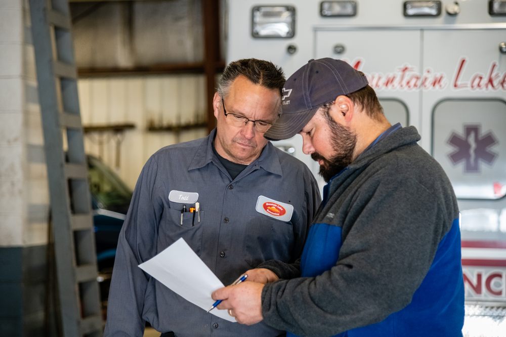 MOUNTAIN LAKE AUTOMOTIVE Updated September 2024 10 Photos 1801