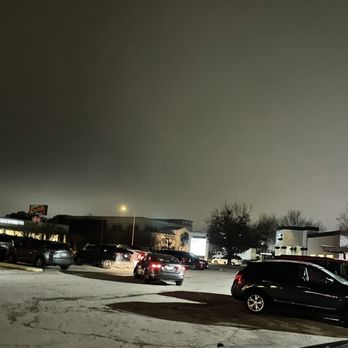 Cabo Bob's Burritos - Parking lot - Mexican Near Me - Austin, Texas