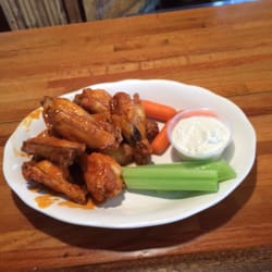 Thatcher St Pub - Wings