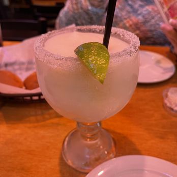 Texas Roadhouse - a margarita with a lime slice on the rim - Steakhouses Near Me - Fort Worth, Texas Texas Roadhouse - a margarita with a lime slice on the rim - Steakhouses Near Me - Fort Worth, Texas