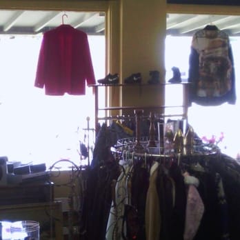 Willamina Thrift Store - Lots of Primo Duds - Thrift Stores Near Me - Willamina, Oregon