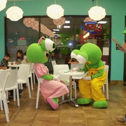 sweetFrog Premium Frozen Yogurt - Ice cream