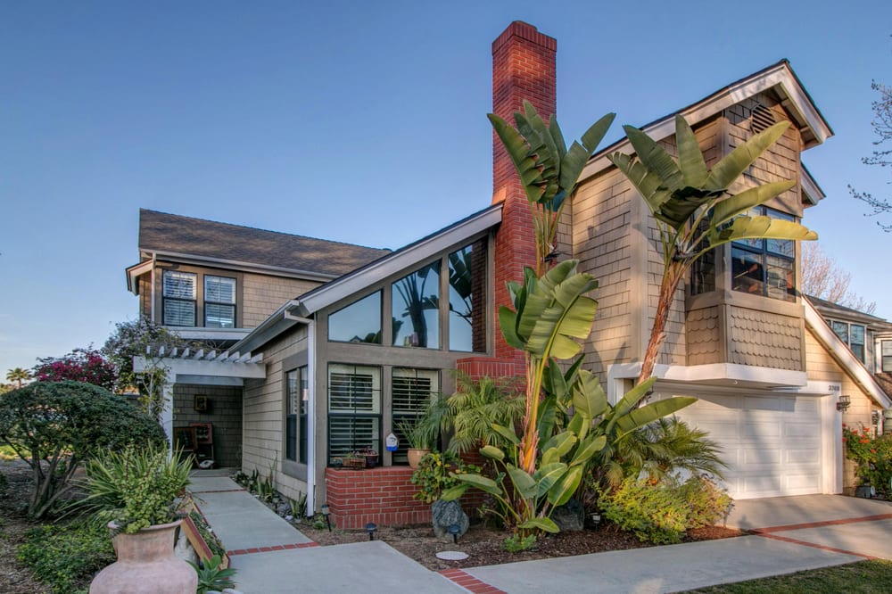 Real Estate Agents ARMITAGE PROPERTIES & ASSOCIATES Updated October