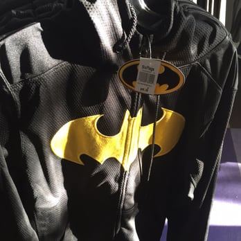 Studio 6F - Bat hoodie - Amusement Parks Near Me - Vallejo, California