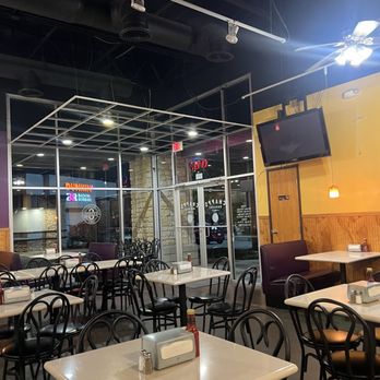 Chapps Burgers - Inside - Burgers Near Me - Cedar Hill, Texas