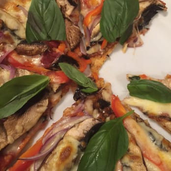 Mallala Hotel - Veggie pizza - Hotels Near Me - Mallala, SA