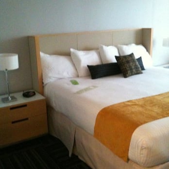 Coast Bastion Hotel - Hotels Near Me - Nanaimo, British Columbia