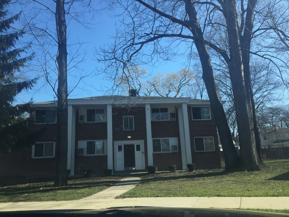 OAKVIEW APARTMENTS 1457 Burke Ave NE, Grand Rapids, Michigan