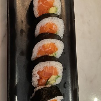 Sushi Note - Salmon cut roll - Sushi Bars Near Me - Los Angeles, California Sushi Note - Salmon cut roll - Sushi Bars Near Me - Los Angeles, California