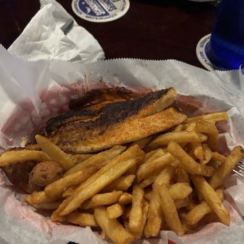 Schooners - Redfish basket with fries - Seafood Near Me - Panama City Beach, Florida