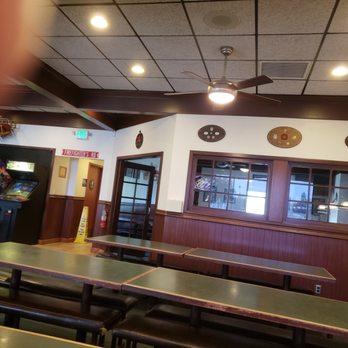 Rusty's Pizza Parlor - More lights reach the roof. - Pizza Near Me - Bakersfield, California Rusty's Pizza Parlor - More lights reach the roof. - Pizza Near Me - Bakersfield, California
