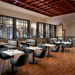 Sal Rosa - Located in the heart of downtown Tampa with an eclectic dining experience that combines classic Latin cuisine with a modern American twist