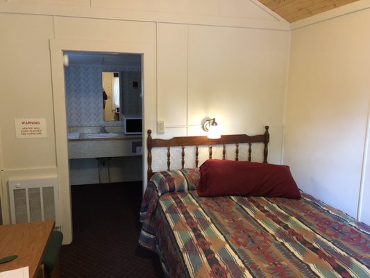 East Glacier Motel Cabins 20 Photos 14 Reviews Hotels