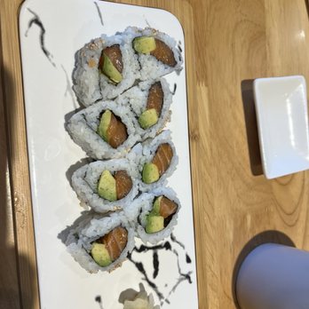 Zaoh Restaurant - Salmon avocado roll - Sushi Bars Near Me - San Francisco, California Zaoh Restaurant - Salmon avocado roll - Sushi Bars Near Me - San Francisco, California