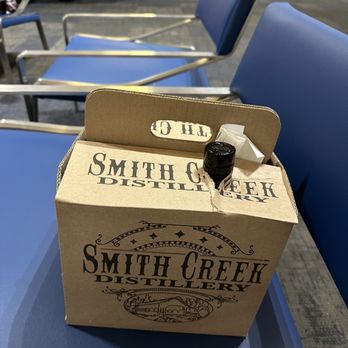 Smith Creek Moonshine - If it fits, it ships? 4 for 3. - Distilleries Near Me - Nashville, Tennessee Smith Creek Moonshine - If it fits, it ships? 4 for 3. - Distilleries Near Me - Nashville, Tennessee