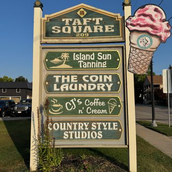 CJ's Coffee n' Cream - sign - Coffee & Tea Near Me - Palmyra, Wisconsin