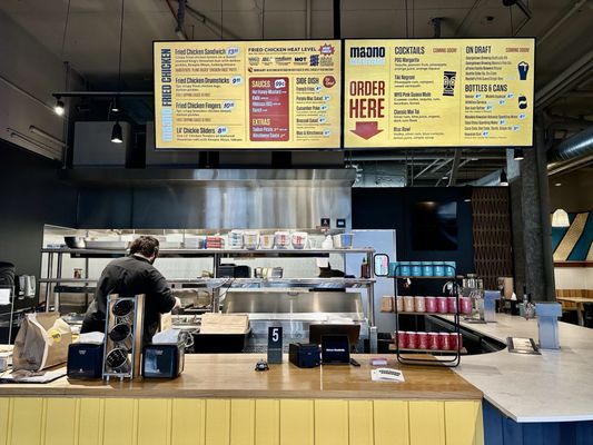 Ma'ono Fried Chicken by null