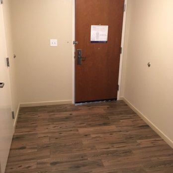 Hampton Inn Dunn - Hotels Near Me - Dunn, North Carolina