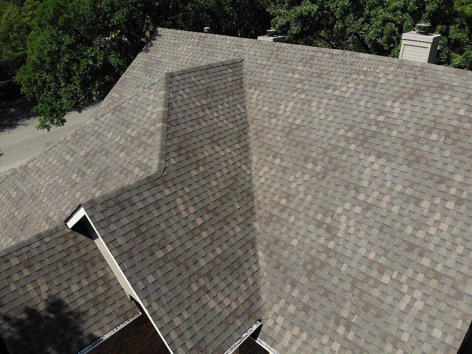 Slide of K&D Roofing